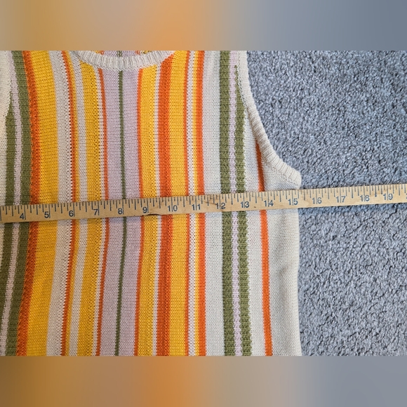 Groovy Striped Vintage Sweatee Vest Ladies Size Medium Scalloped Sleeveless - Picture 4 of 6